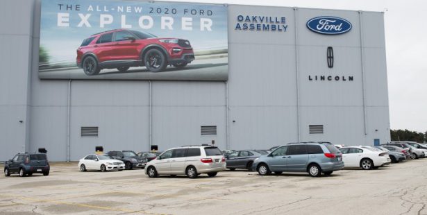 Ford plant, electric vehicles, layoffs, delay, Unifor, union
